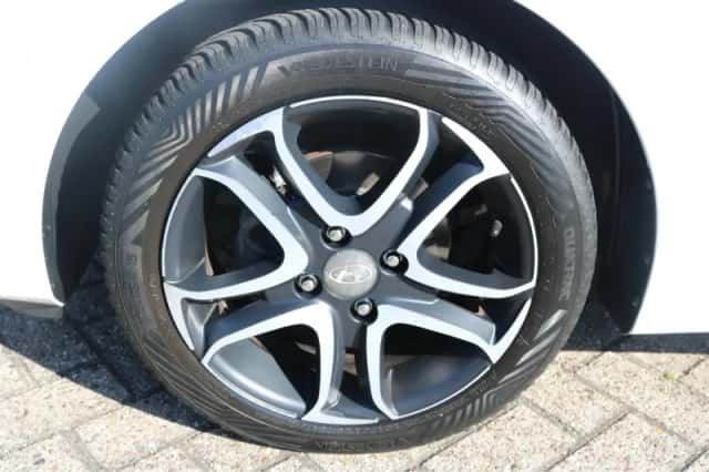 Hyundai i10 (2020) thumbnail 6