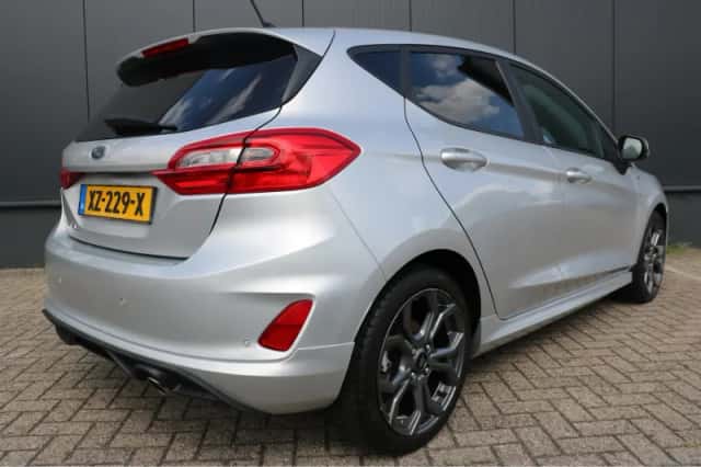 Ford Fiesta (2019) thumbnail 3
