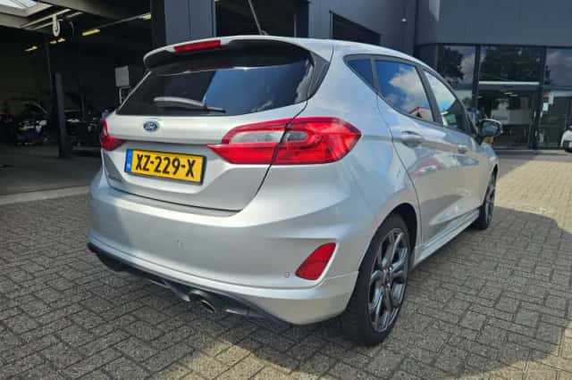 Ford Fiesta (2019) thumbnail 4