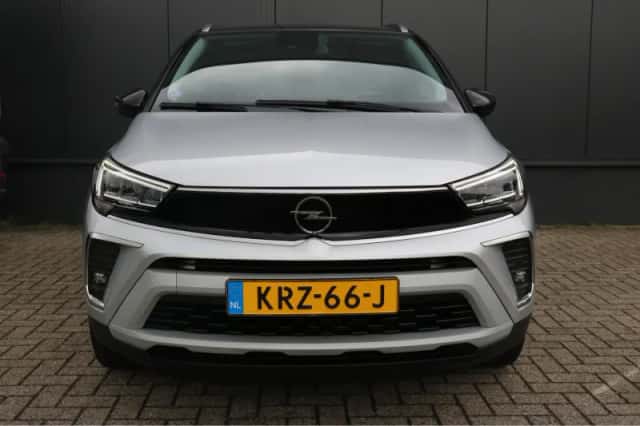 Opel Crossland (2023) thumbnail 2