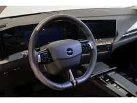 Opel Astra (2024) thumbnail 13