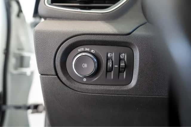 Opel Grandland X (2021) thumbnail 14