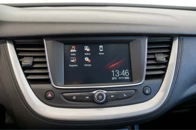 Opel Grandland X (2021) thumbnail 23
