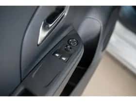 Opel Corsa (2022) thumbnail 18