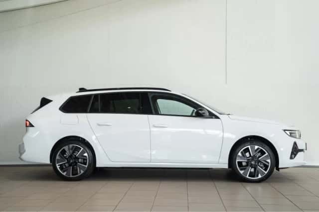 Opel Astra (2025) thumbnail 3
