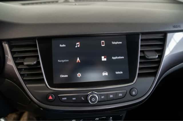 Opel Crossland X (2019) thumbnail 24