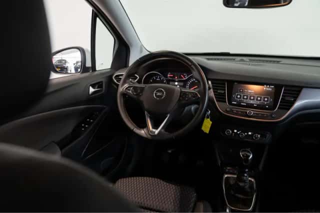 Opel Crossland X (2019) thumbnail 30