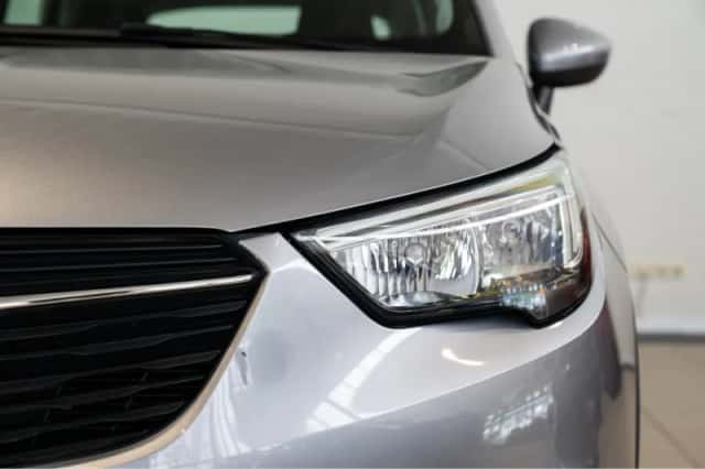 Opel Crossland X (2020) thumbnail 3
