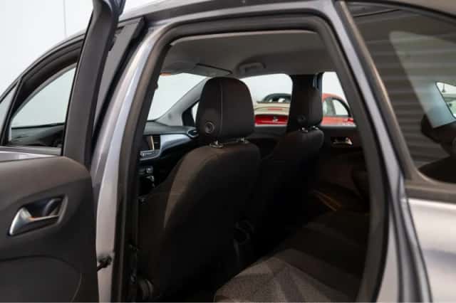 Opel Crossland X (2020) thumbnail 8