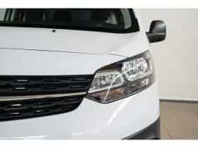 Opel Vivaro (2024) thumbnail 2