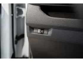 Opel Vivaro (2024) thumbnail 16