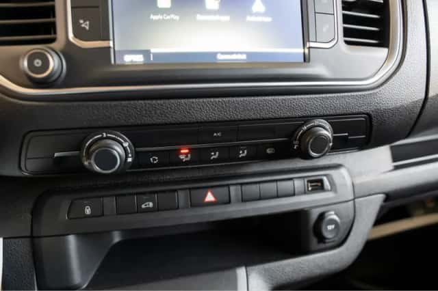 Opel Vivaro (2024) thumbnail 25