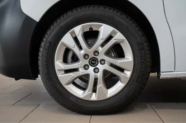 Opel Vivaro (2024) thumbnail 7