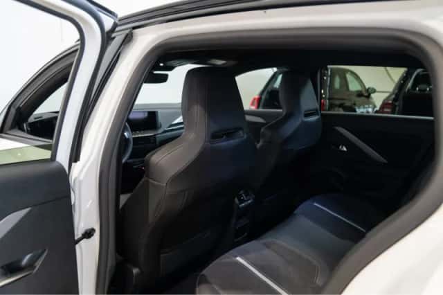 Opel Astra Sports Tourer (2024) thumbnail 11