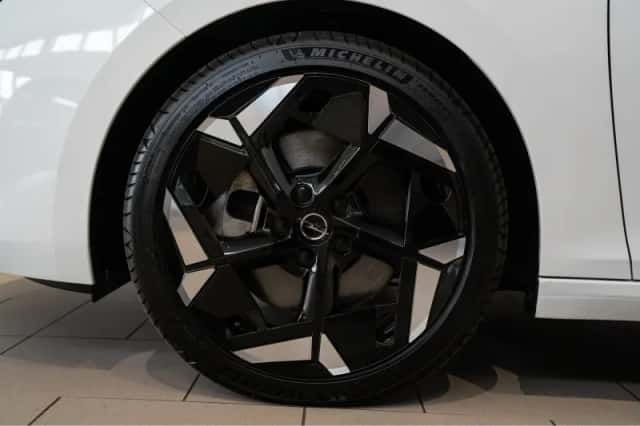 Opel Astra Sports Tourer (2024) thumbnail 4