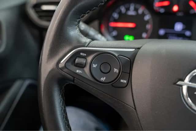 Opel Crossland X (2020) thumbnail 16