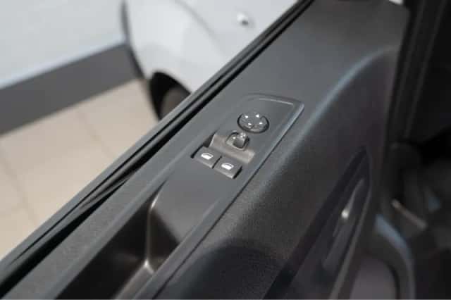 Opel Vivaro (2024) thumbnail 15