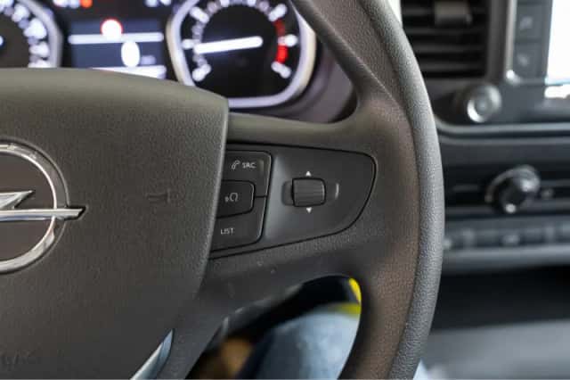 Opel Vivaro (2024) thumbnail 18