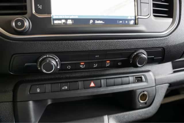 Opel Vivaro (2024) thumbnail 23