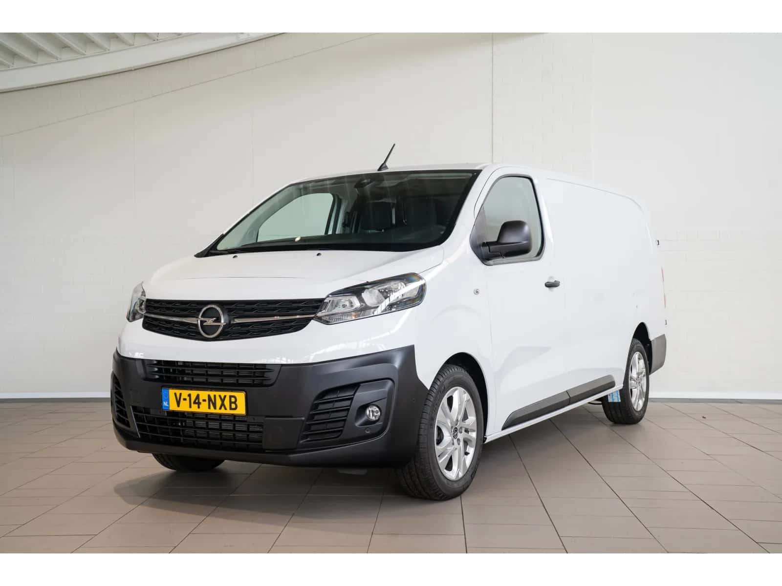 Opel Vivaro (2024) — foto 1