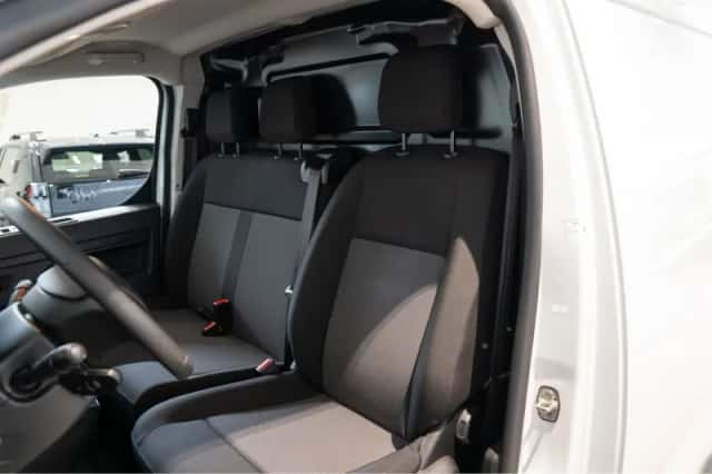 Opel Vivaro (2024) thumbnail 12