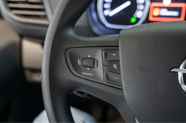 Opel Vivaro (2024) thumbnail 17