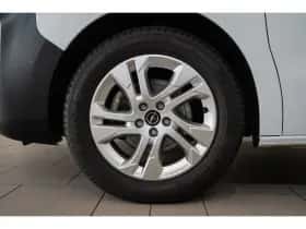 Opel Vivaro (2024) thumbnail 4