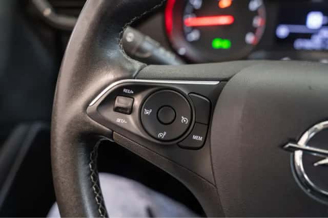 Opel Crossland X (2021) thumbnail 14