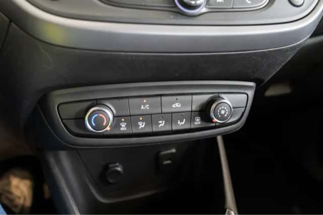 Opel Crossland X (2021) thumbnail 20