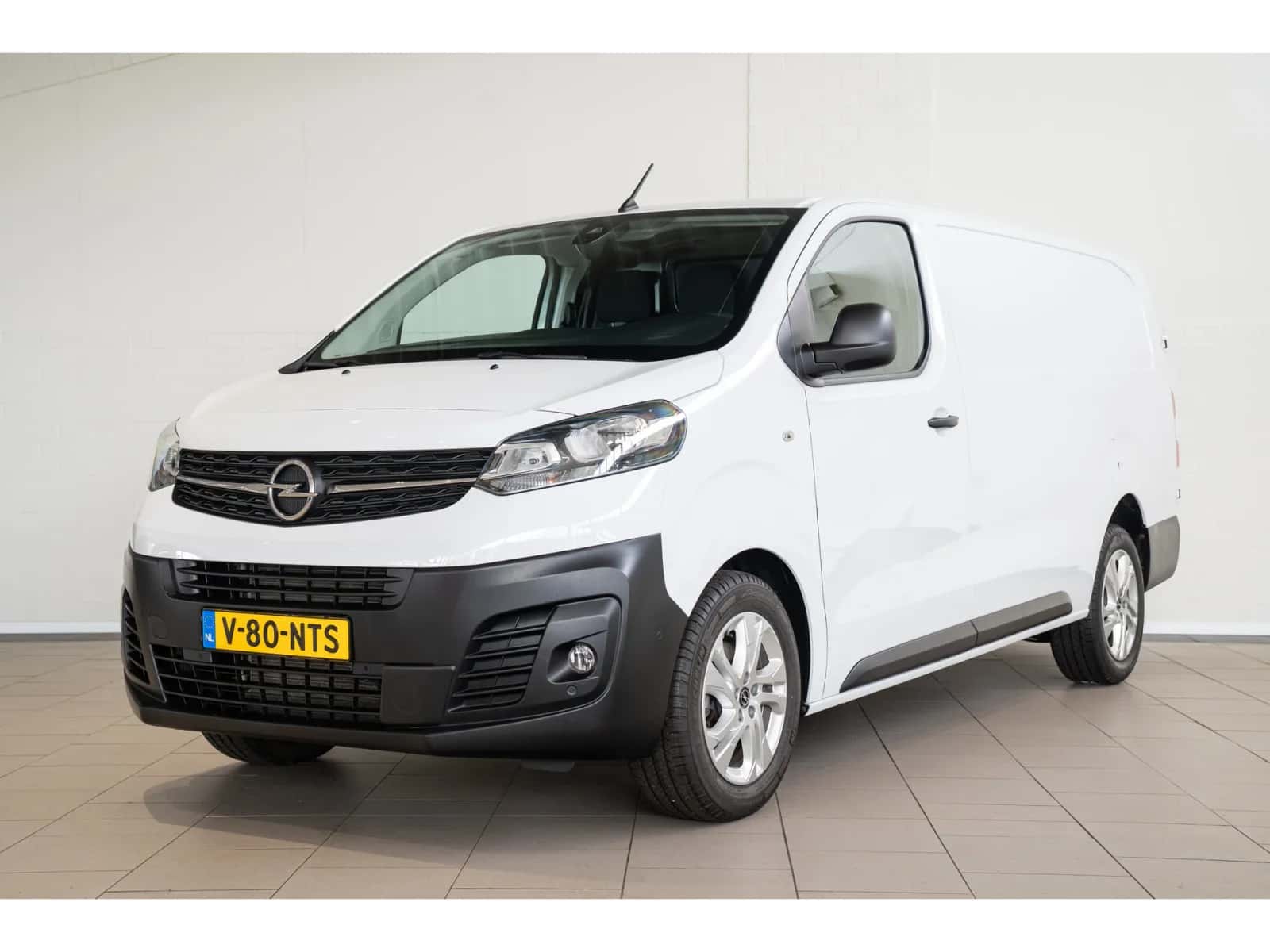 Opel Vivaro (2024) — foto 1