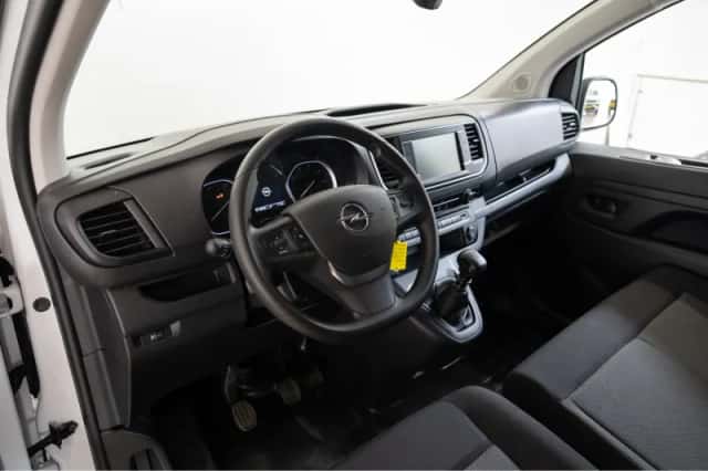 Opel Vivaro (2024) thumbnail 11