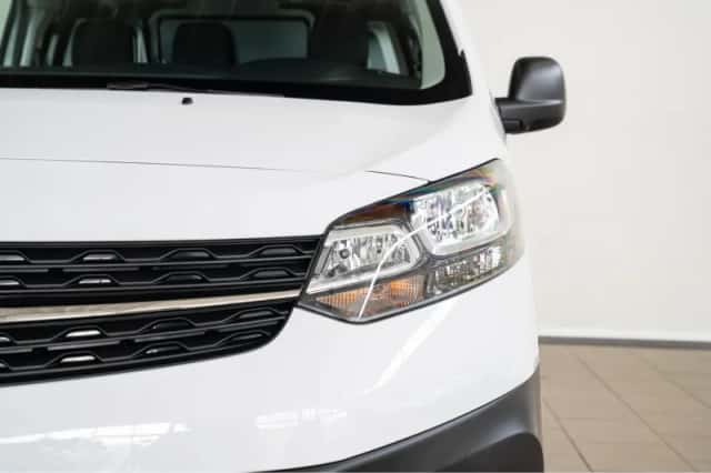 Opel Vivaro (2024) thumbnail 3
