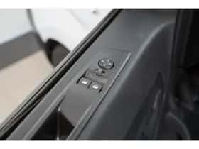 Opel Vivaro (2024) thumbnail 13