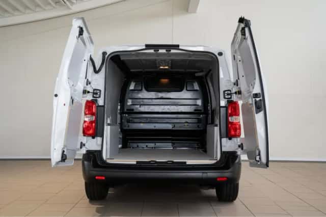 Opel Vivaro (2024) thumbnail 9