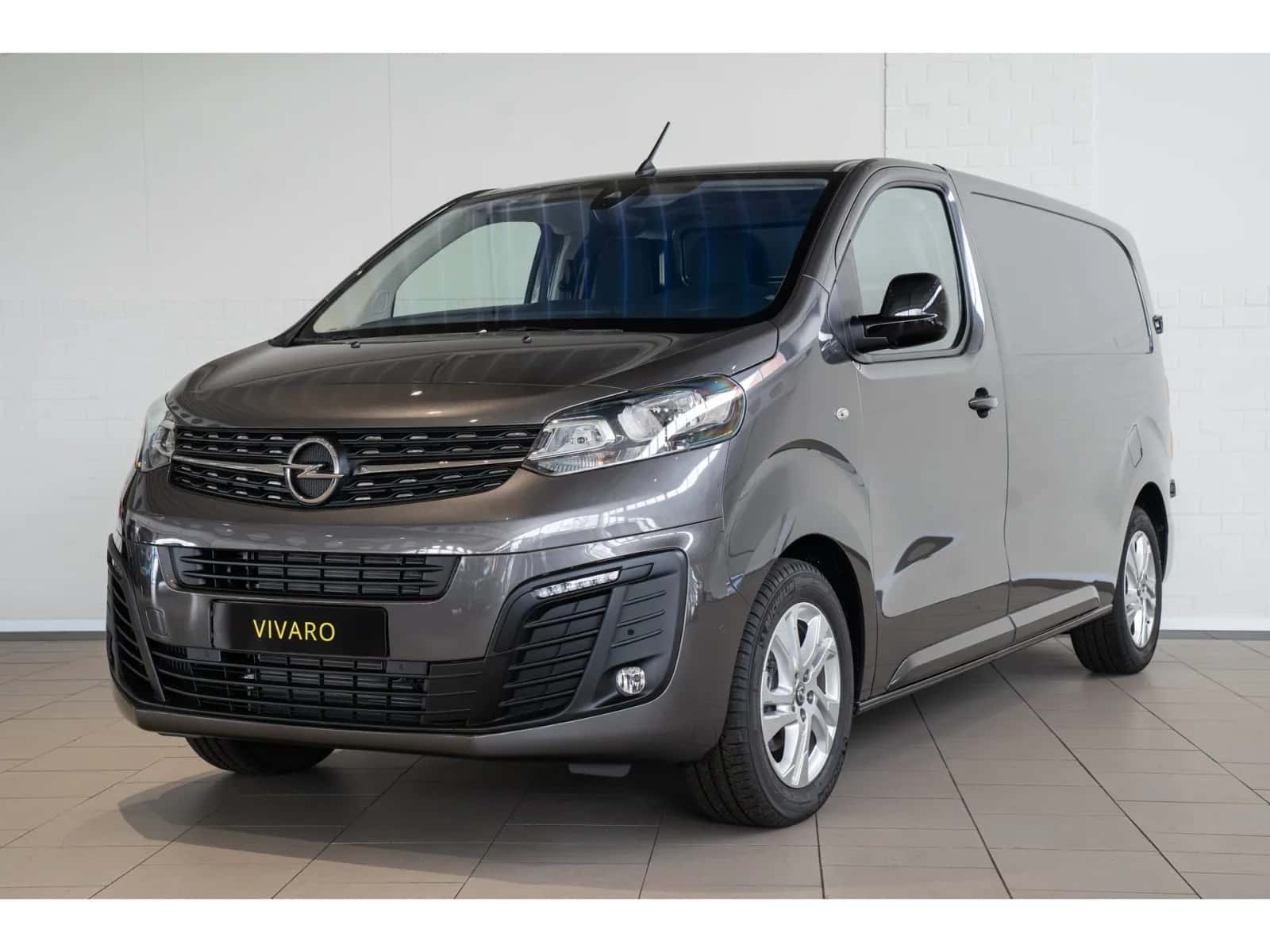 Opel Vivaro (2024) — foto 1