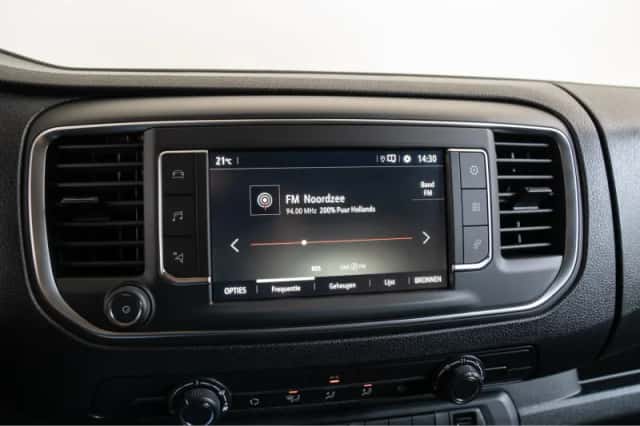 Opel Vivaro (2024) thumbnail 25
