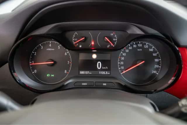 Opel Crossland (2021) thumbnail 18
