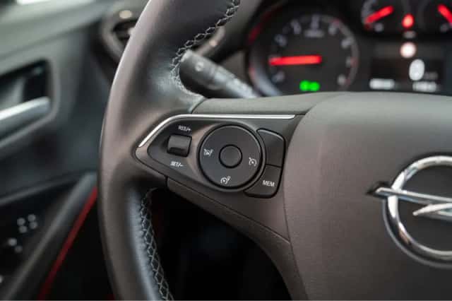 Opel Crossland (2021) thumbnail 19