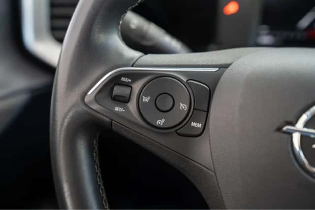 Opel Mokka (2022) thumbnail 16