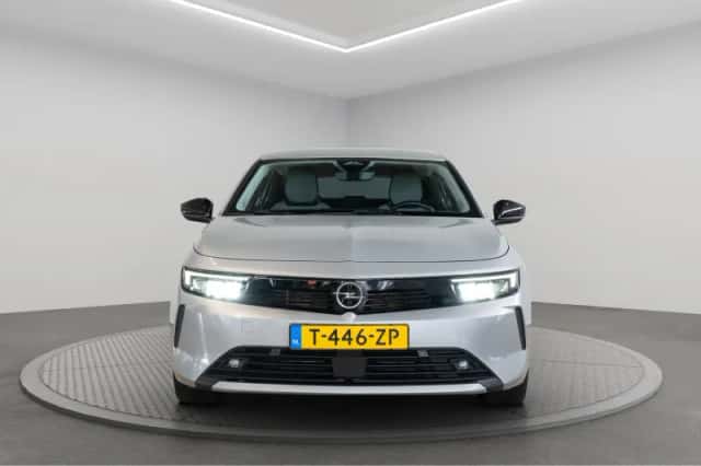 Opel Astra Sports Tourer (2023) thumbnail 3