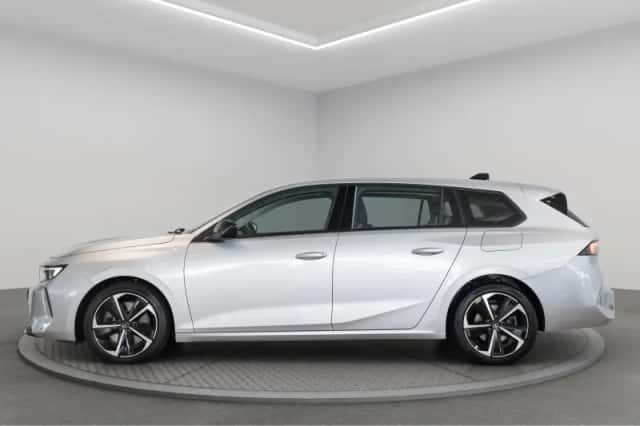 Opel Astra Sports Tourer (2023) thumbnail 4