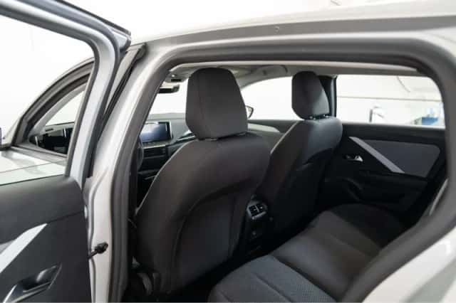 Opel Astra Sports Tourer (2023) thumbnail 9