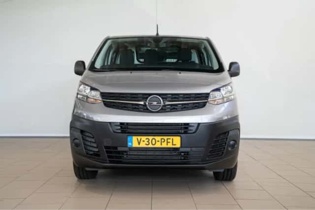 Opel Vivaro (2024) thumbnail 2
