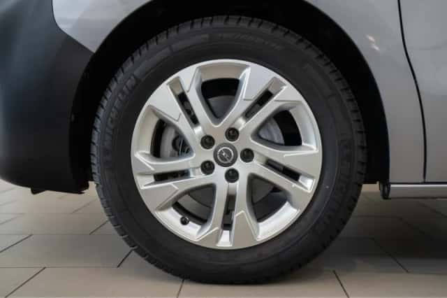 Opel Vivaro (2024) thumbnail 4