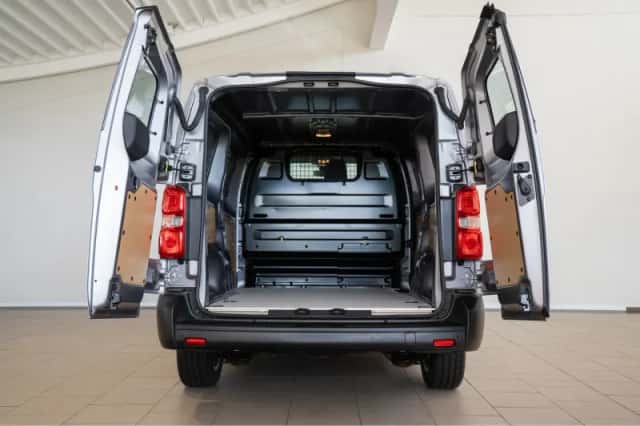 Opel Vivaro (2024) thumbnail 9