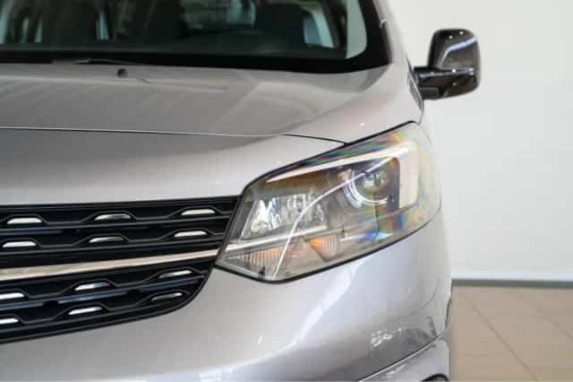 Opel Vivaro (2024) thumbnail 3