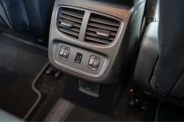 Opel Grandland X (2021) thumbnail 35