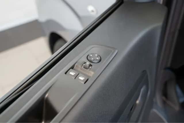 Opel Vivaro (2024) thumbnail 15