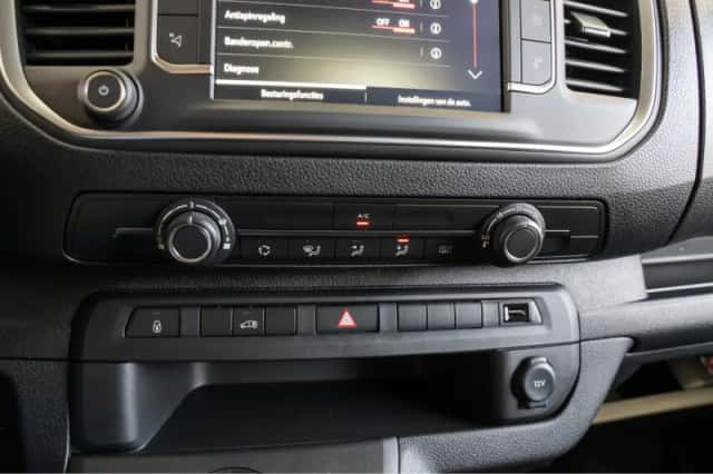Opel Vivaro (2024) thumbnail 22