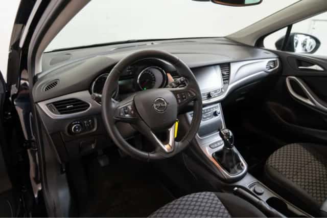 Opel Astra (2018) thumbnail 13